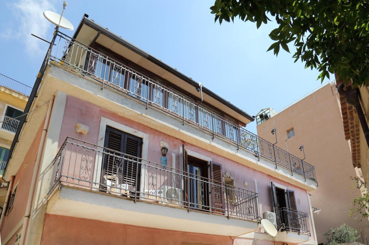 شقة Casa La Boheme تاورمينا المظهر الخارجي الصورة